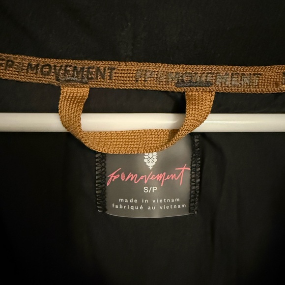 Free People Movement In A Pillow Packable Puffer Pullover size Small. - Picture 4 of 6